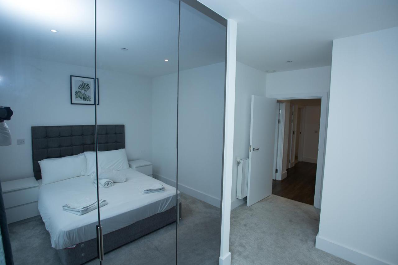 High View Two Bedroom Apartment In Woolwich Лондон Екстер'єр фото