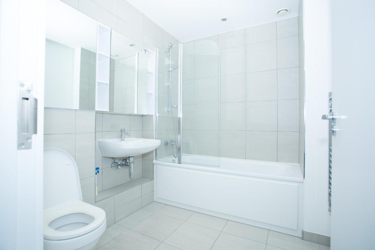 High View Two Bedroom Apartment In Woolwich Лондон Екстер'єр фото