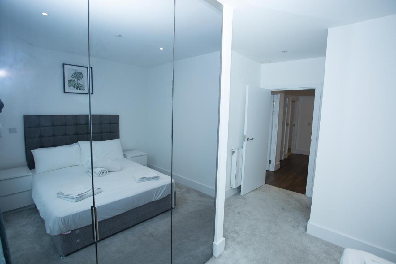 High View Two Bedroom Apartment In Woolwich Лондон Екстер'єр фото