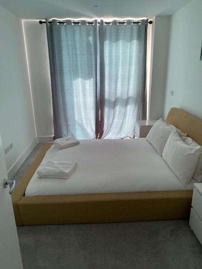 High View Two Bedroom Apartment In Woolwich Лондон Екстер'єр фото