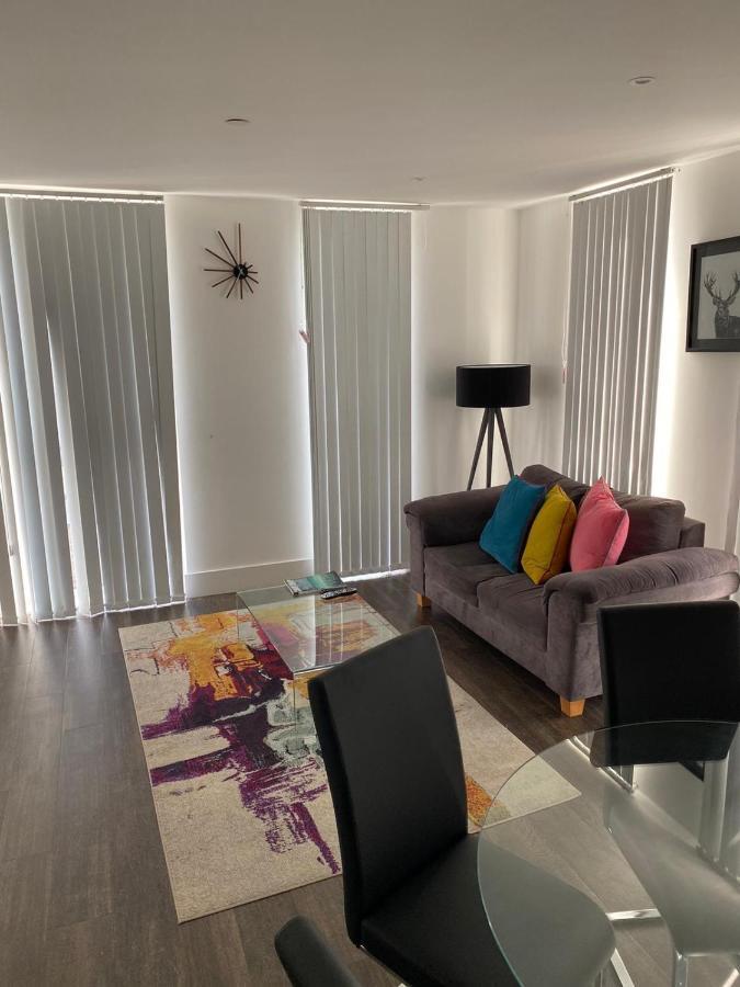High View Two Bedroom Apartment In Woolwich Лондон Екстер'єр фото