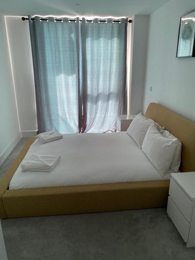 High View Two Bedroom Apartment In Woolwich Лондон Екстер'єр фото